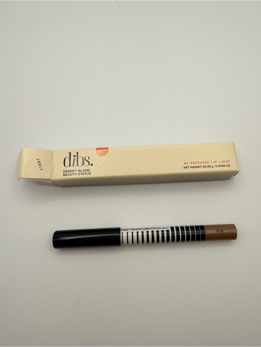 dibs No Pressure Lip Liner Mini in shade Light
